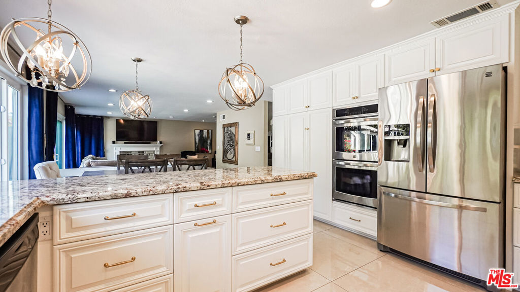22 Hunter, Irvine CA 92620 - photo 11