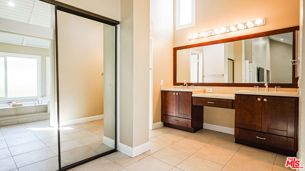 22 Hunter, Irvine CA 92620 - photo 28