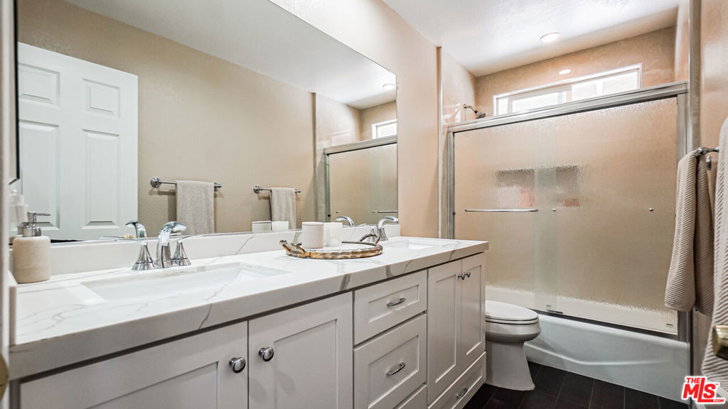 22 Hunter, Irvine CA 92620 - photo 33