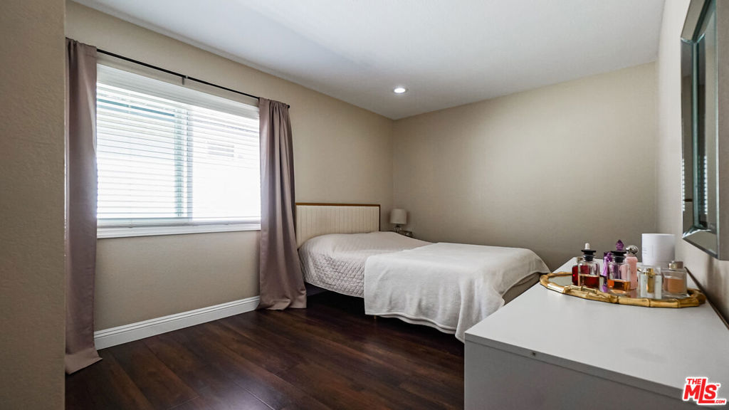 22 Hunter, Irvine CA 92620 - photo 34