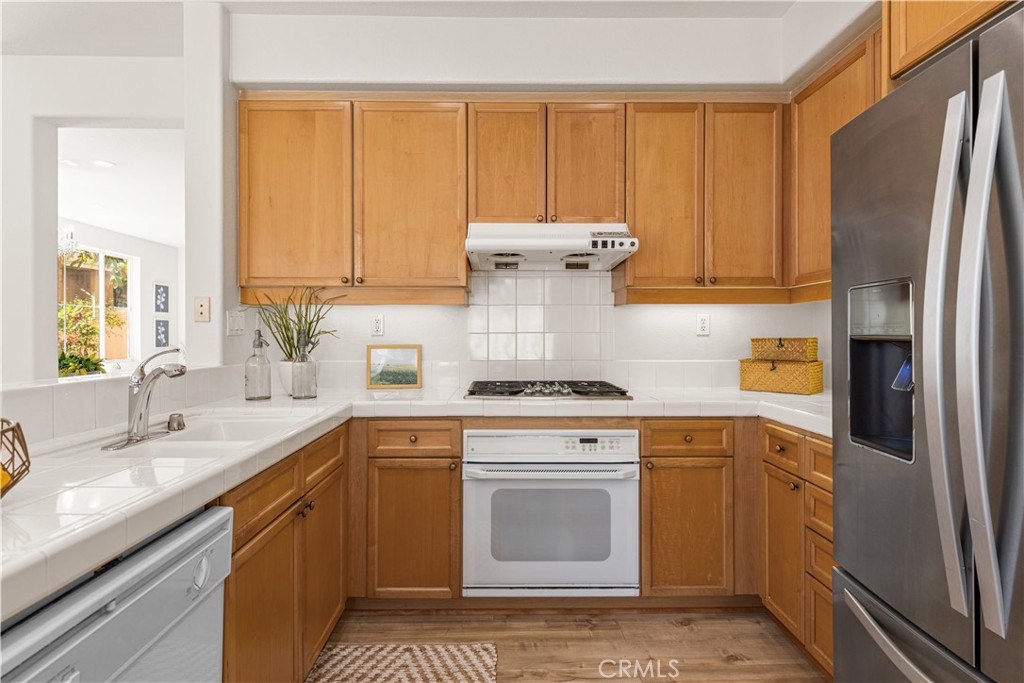22 Santa Cruz Aisle, Irvine CA 92606 - photo 17