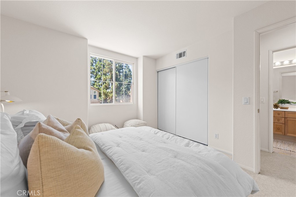 22 Santa Cruz Aisle, Irvine CA 92606 - photo 30