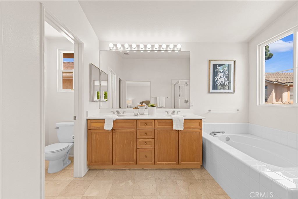 22 Santa Cruz Aisle, Irvine CA 92606 - photo 37