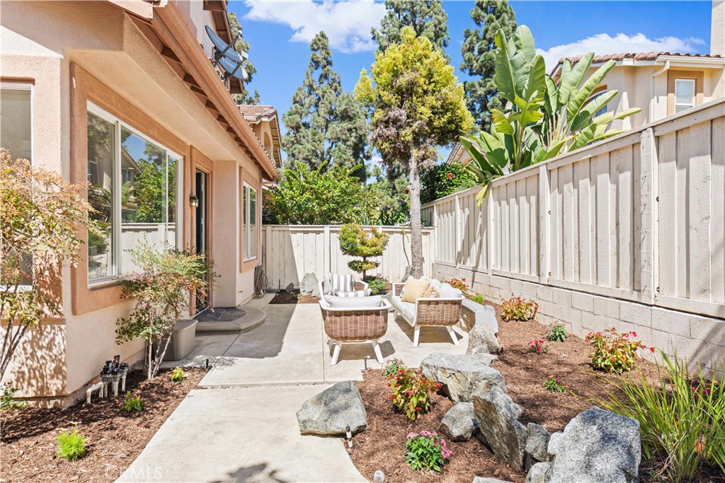22 Santa Cruz Aisle, Irvine CA 92606 - photo 47