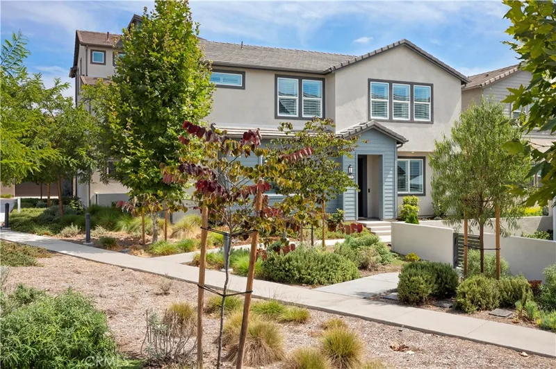 220 Tank, Irvine, CA 92618