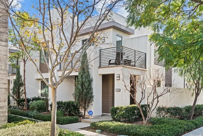 220 Terrapin, Irvine, CA 92618