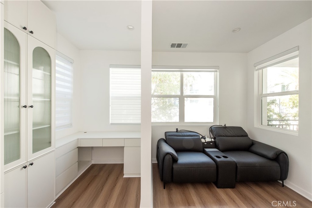 2208 Synergy, Irvine CA 92614 - photo 6