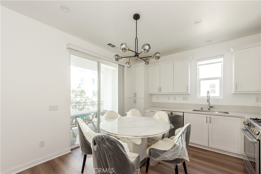 2208 Synergy, Irvine CA 92614 - photo 8