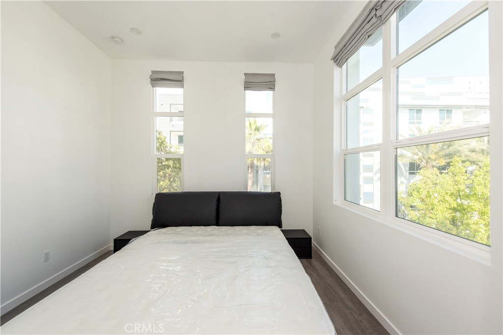 2208 Synergy, Irvine CA 92614 - photo 11