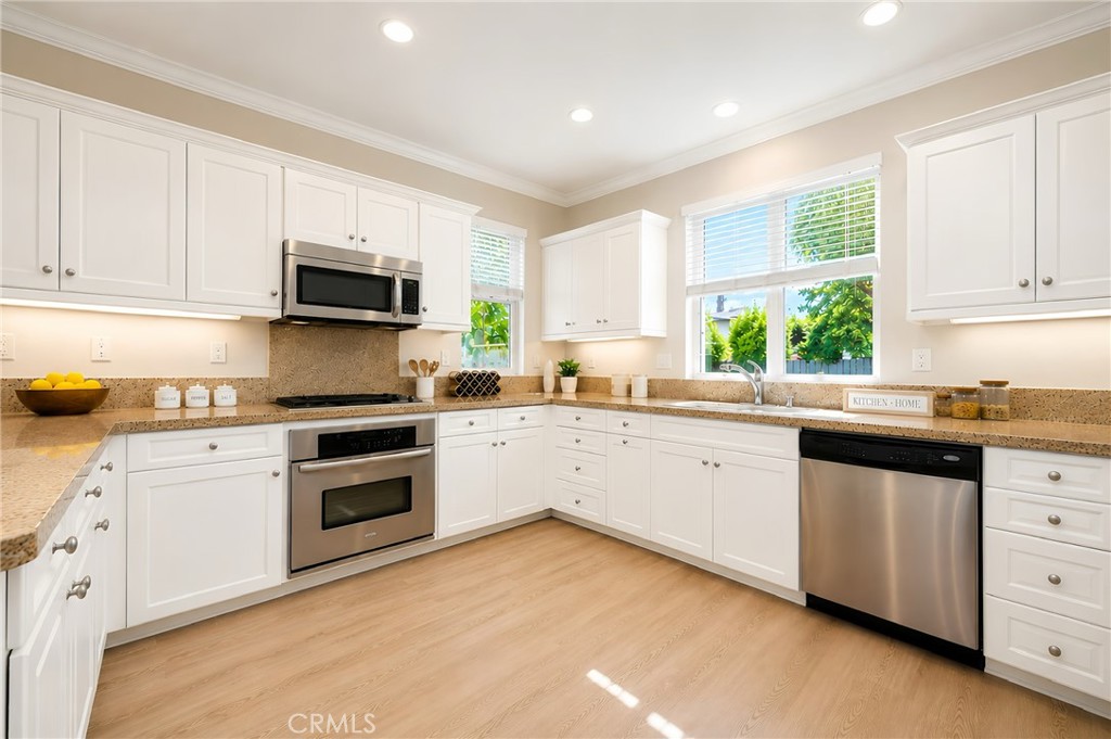 221 Mantle, Irvine CA 92618 - photo 17