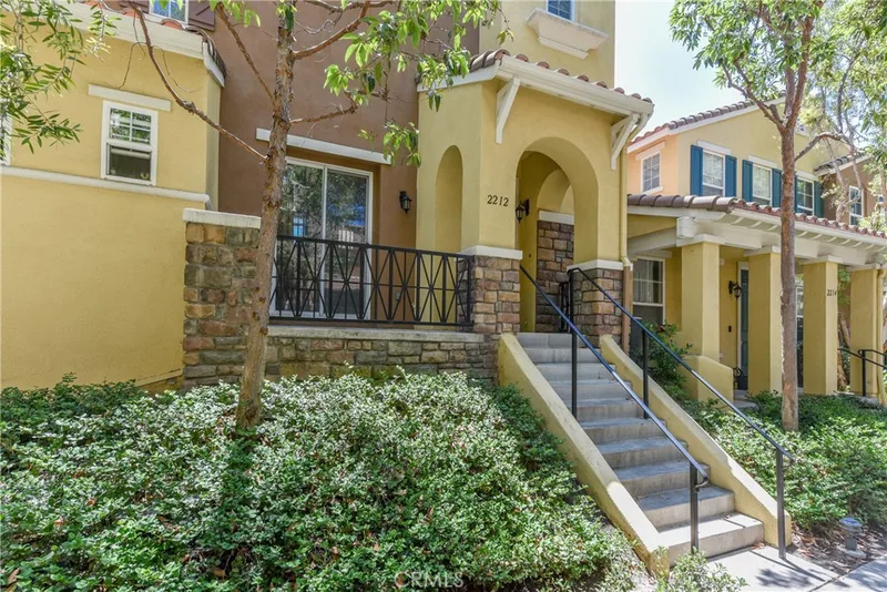 2212 Timberwood, Irvine, CA 92620