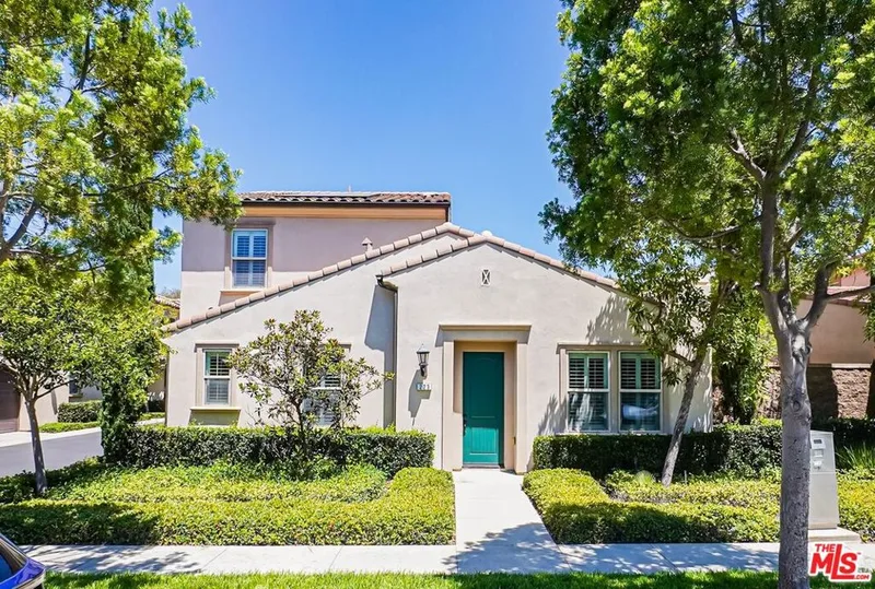 223 Bright Poppy, Irvine