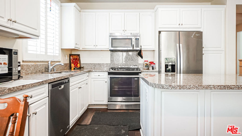 223 Bright Poppy, Irvine CA 92618 - photo 8