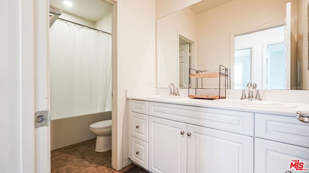 223 Bright Poppy, Irvine CA 92618 - photo 24