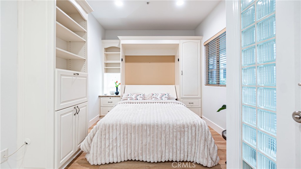 Den with the murphy bed. - 2233 Martin 109, Irvine CA 92612 - photo 20
