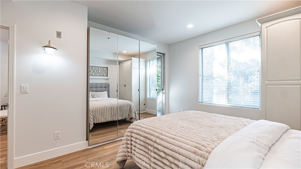 2233 Martin 109, Irvine CA 92612 - photo 29