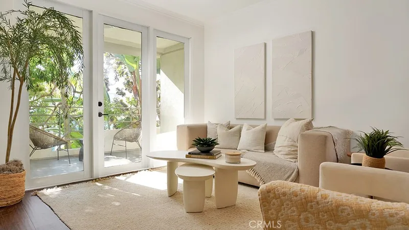 2233 Martin 216, Irvine, CA 92612