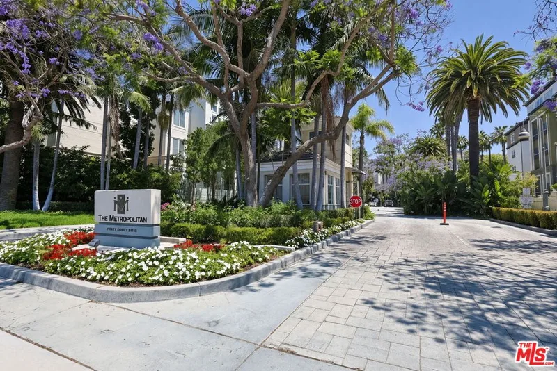 2233 Martin 309, Irvine