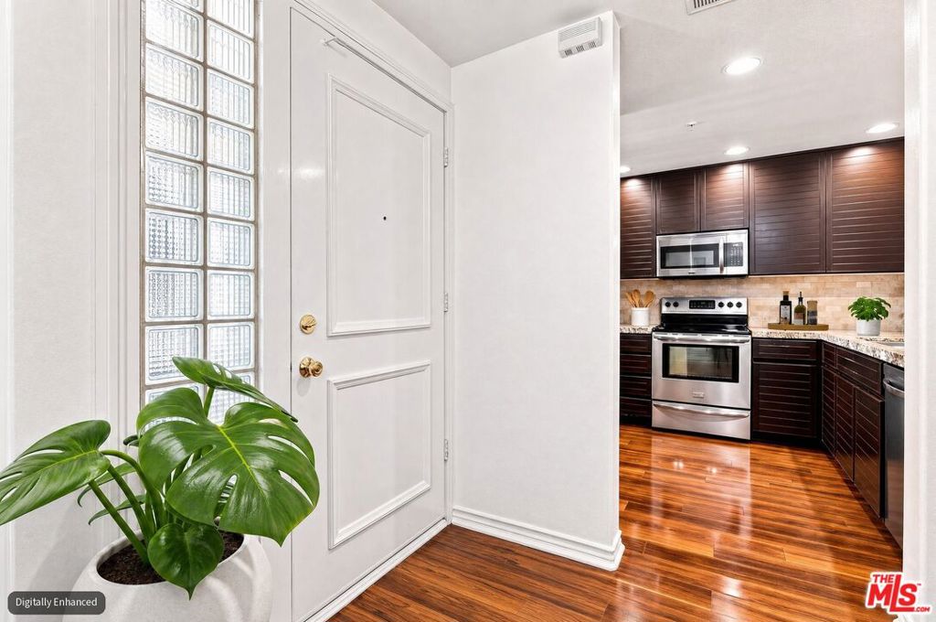 2233 Martin 309, Irvine CA 92612 - photo 6