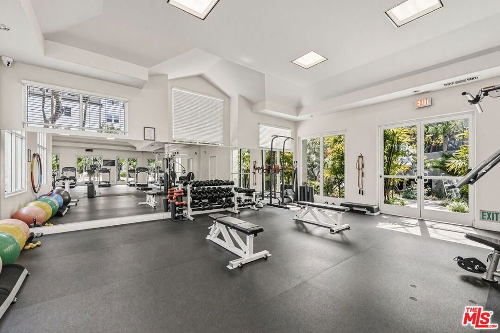 2233 Martin 309, Irvine CA 92612 - photo 18