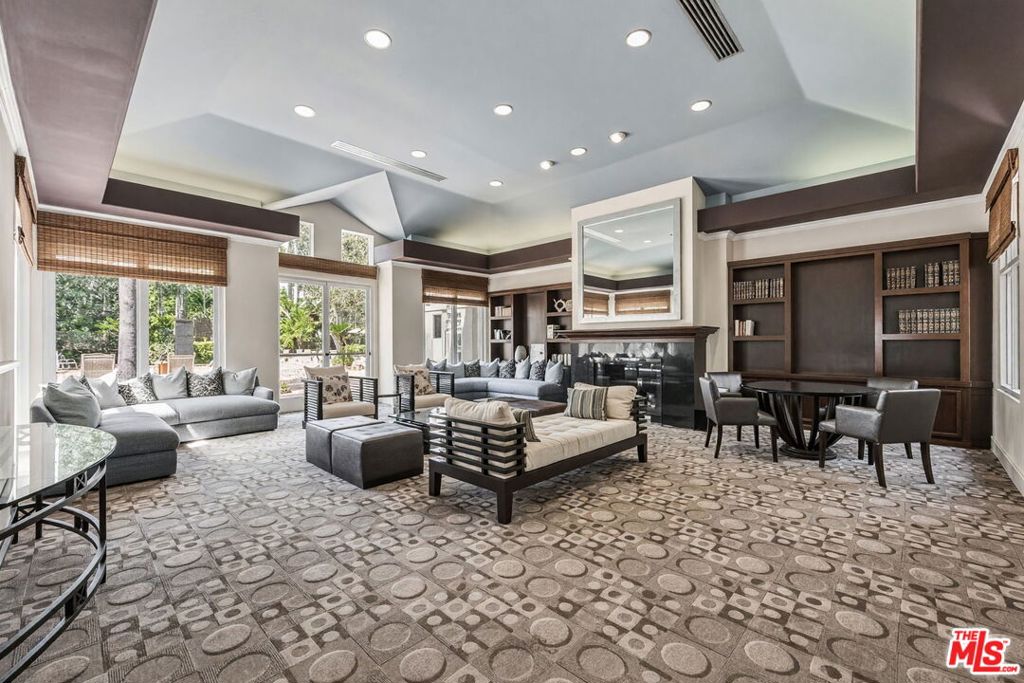 2233 Martin 309, Irvine CA 92612 - photo 22