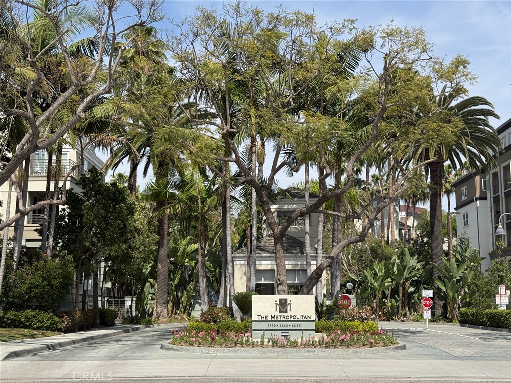 Gated entry with 24 hour guard - 2233 Martin 324, Irvine CA 92612 - photo 1