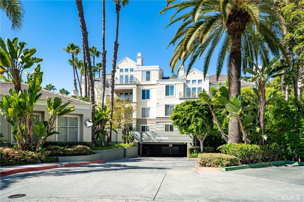 2243 Martin 314, Irvine CA 92612 - photo 2