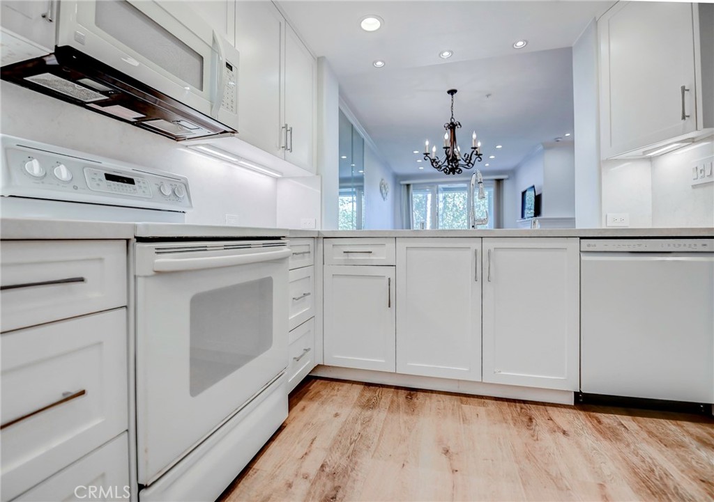 2243 Martin 314, Irvine CA 92612 - photo 7