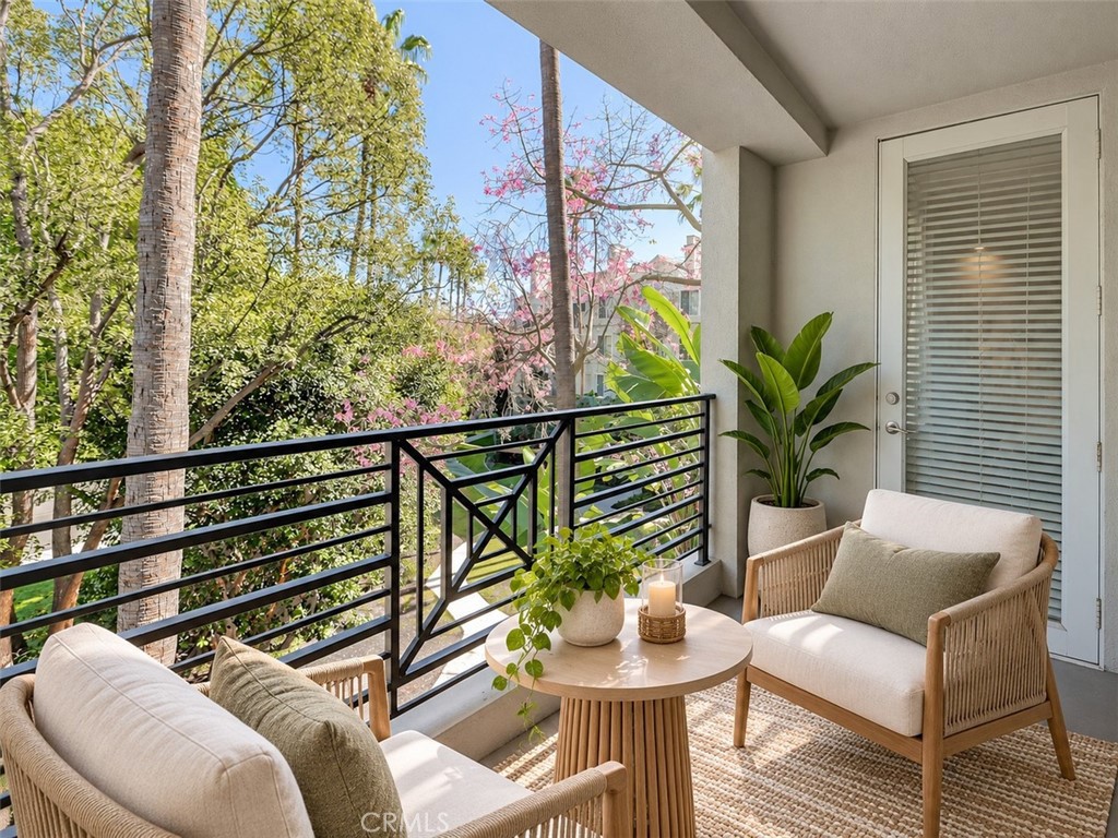 Staged virtually - 2243 Martin 314, Irvine CA 92612 - photo 31