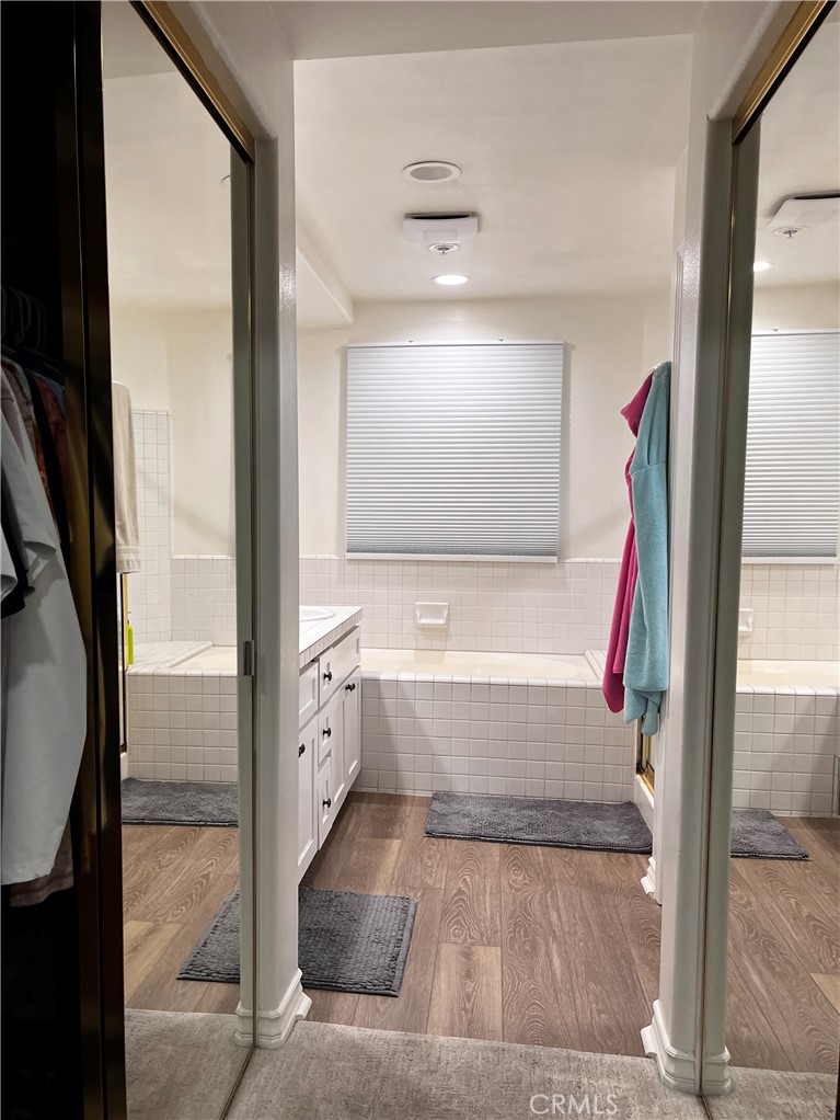 2243 Martin 409, Irvine CA 92612 - photo 7