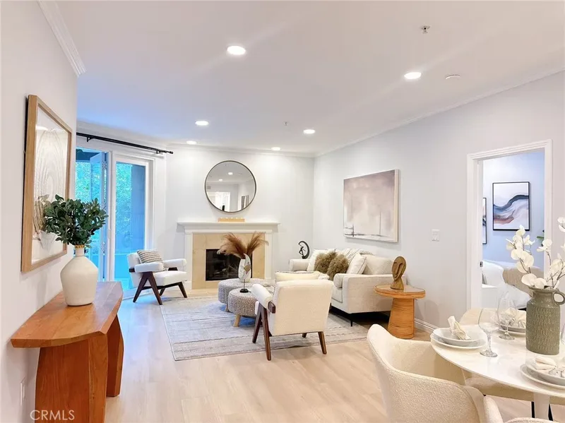 2253 Martin 106#, Irvine, CA 92612