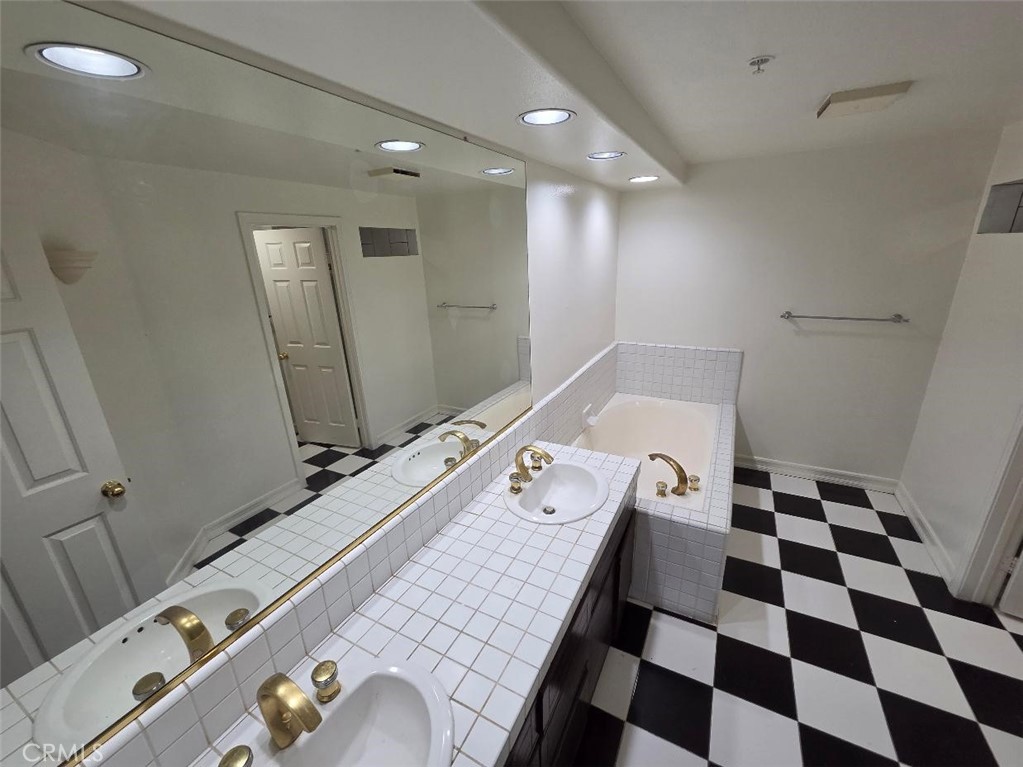 2253 Martin 212, Irvine CA 92612 - photo 10