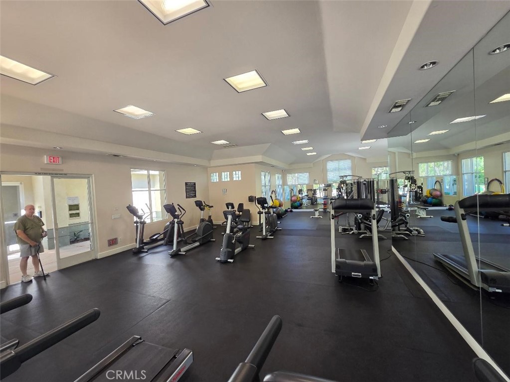 2253 Martin 212, Irvine CA 92612 - photo 22