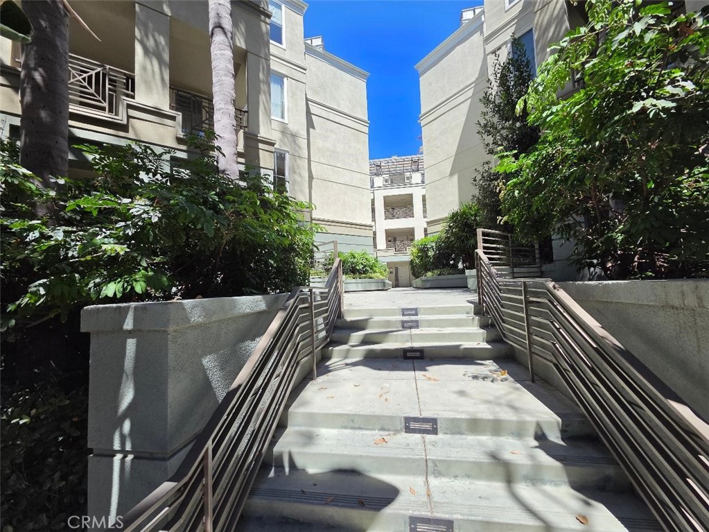 2253 Martin 212, Irvine CA 92612 - photo 25