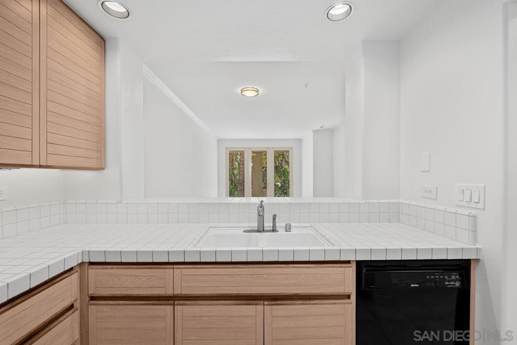 2253 Martin 220, Irvine CA 92612 - photo 7