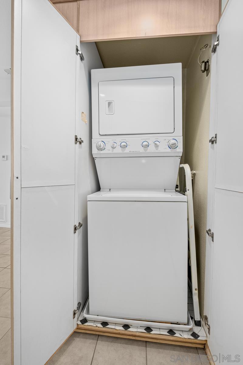 2253 Martin 220, Irvine CA 92612 - photo 9