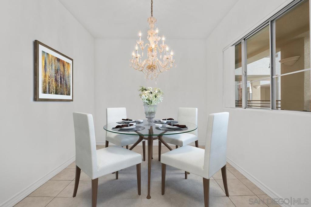 https://zimg.paragon.ice.com/ParagonImages/Property/PA/SDMLS/-537712/12/120/90/311ed86bf0615346f08d5d6e41466623/3/2f4142 - 2253 Martin 220, Irvine CA 92612 - photo 12