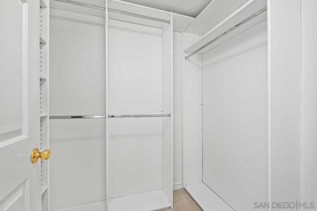 2253 Martin 220, Irvine CA 92612 - photo 23