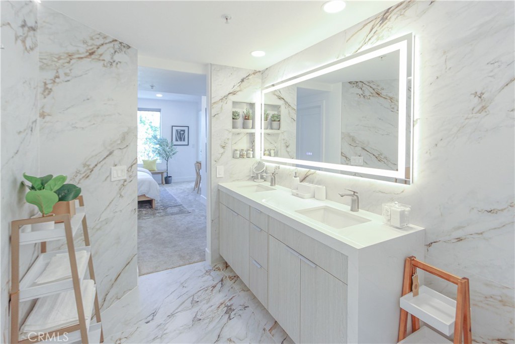 2253 Martin 302, Irvine CA 92612 - photo 32