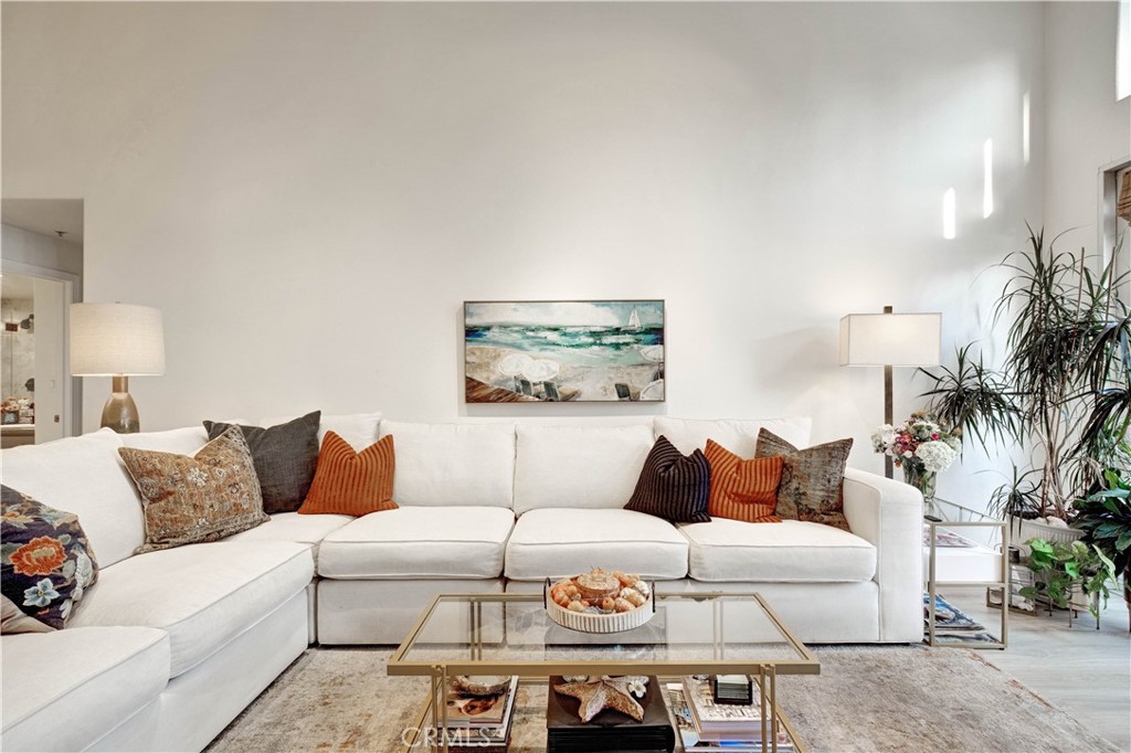 2253 Martin 420, Irvine CA 92612 - photo 11