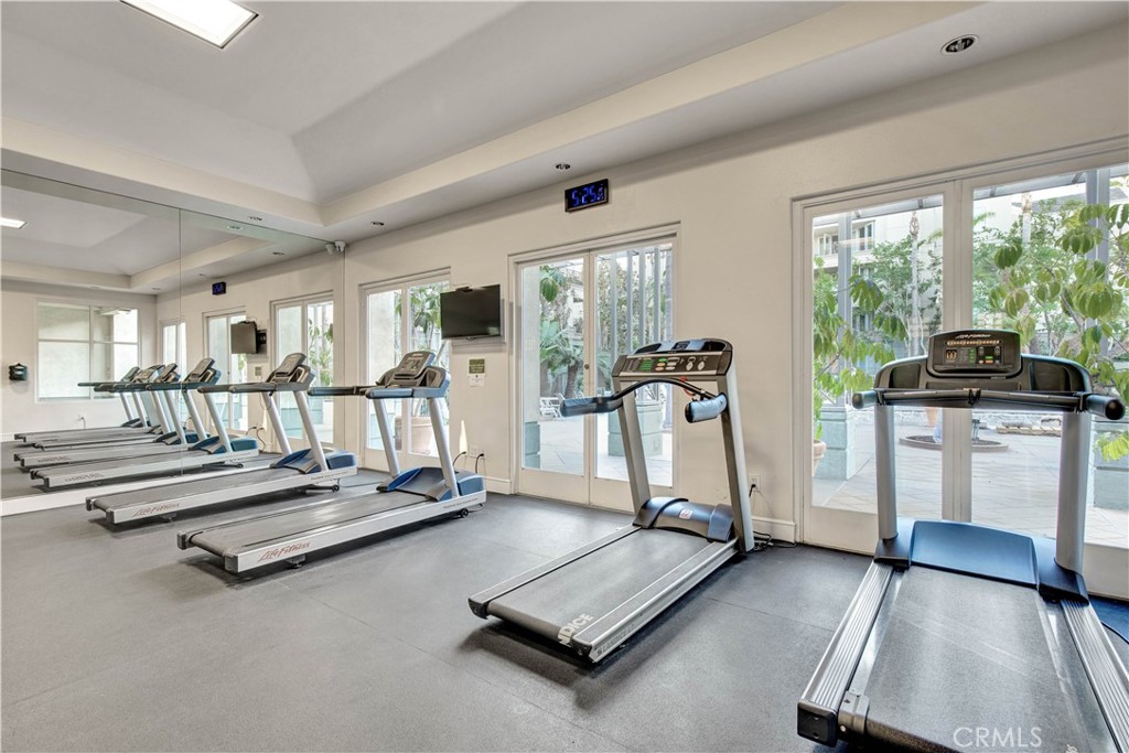 2253 Martin 420, Irvine CA 92612 - photo 34