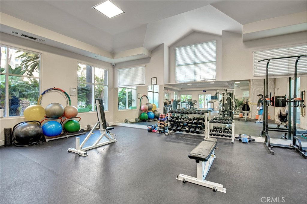 2253 Martin 420, Irvine CA 92612 - photo 36