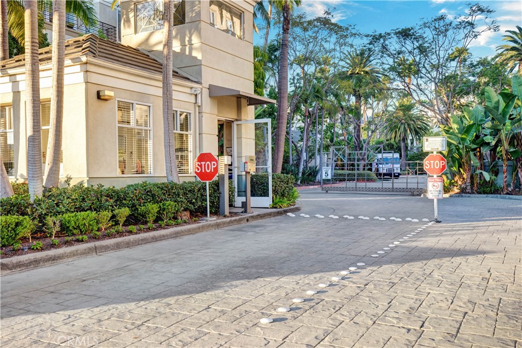 2253 Martin 420, Irvine CA 92612 - photo 42