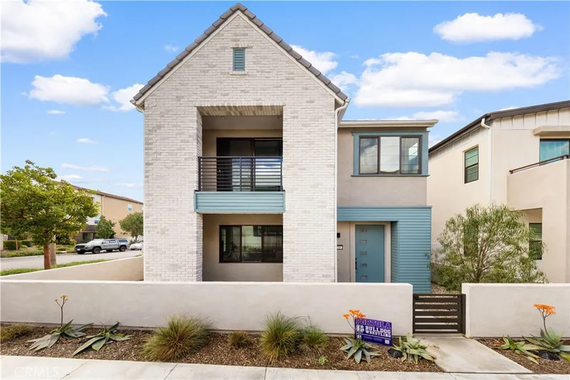 229 Sawbuck, Irvine, CA 92618