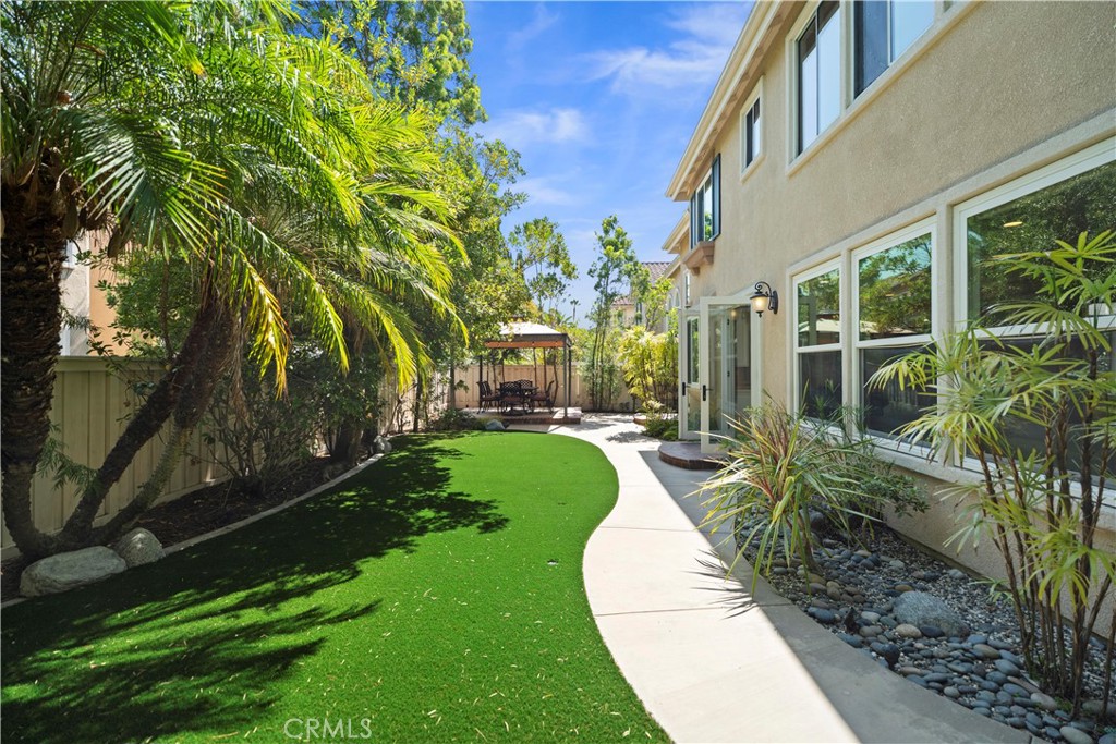 23 Arbusto, Irvine CA 92606 - photo 1
