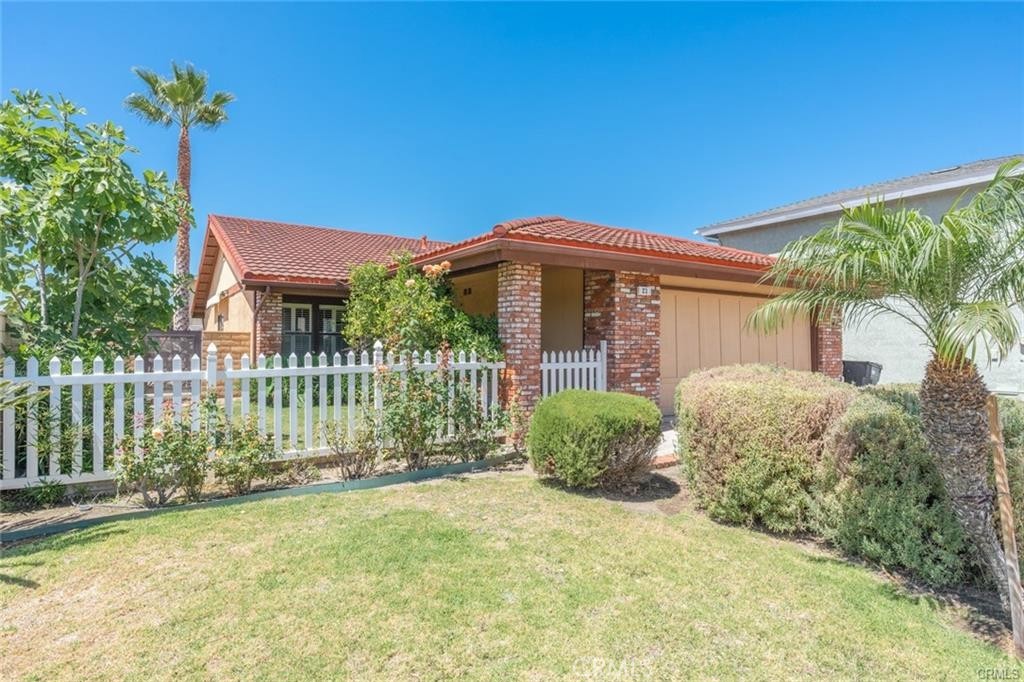 Welcome home to 23 Columbus! - 23 Columbus, Irvine CA 92620 - photo 1
