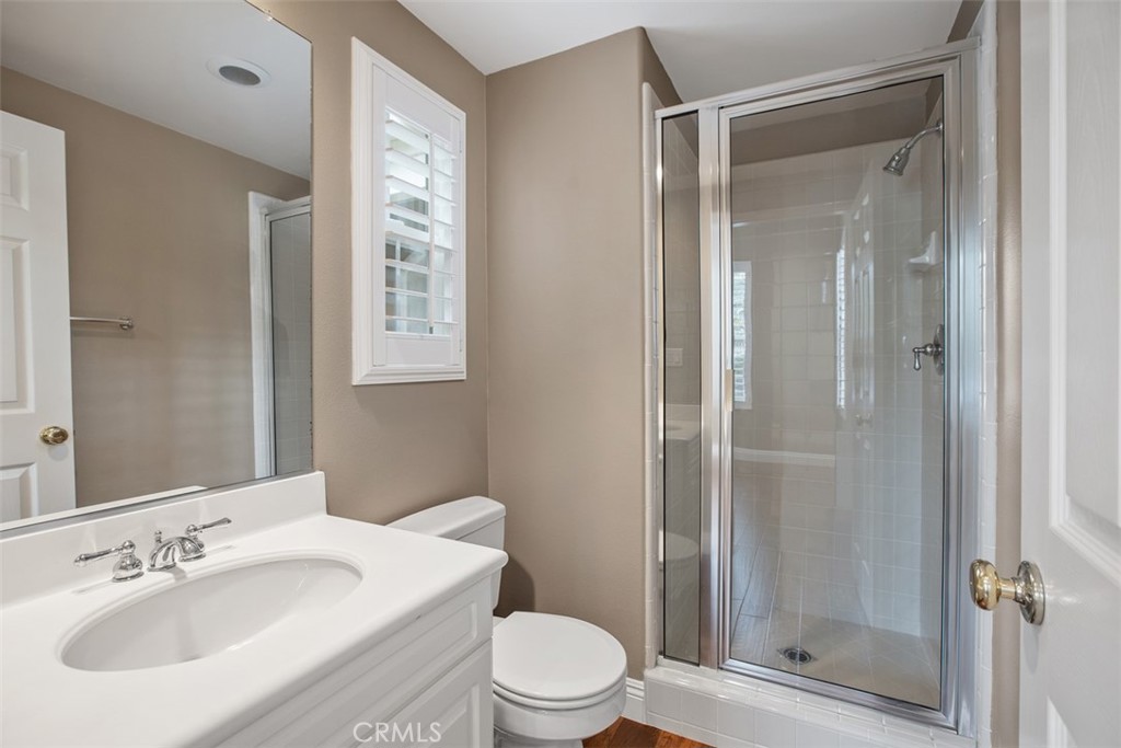 Full Attached Casita Bath - 23 Highfield Glen, Irvine CA 92618 - photo 16