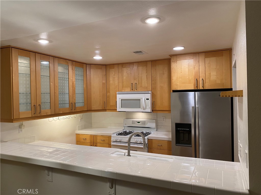 23 Tangelo, Irvine CA 92618 - photo 1