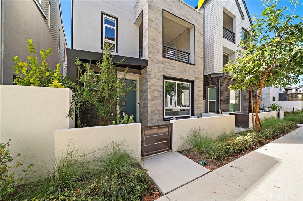L'Aube at Solis Park in the Great Park Neighborhood - 230 Abacus, Irvine CA 92618 - photo 2