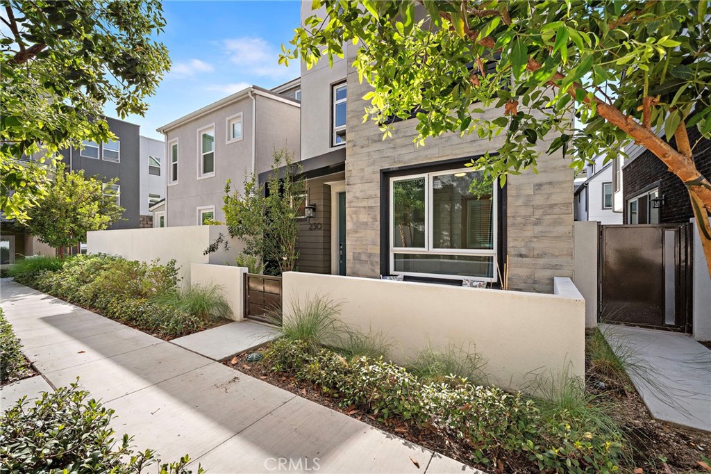 230 Abacus, Irvine CA 92618 - photo 3